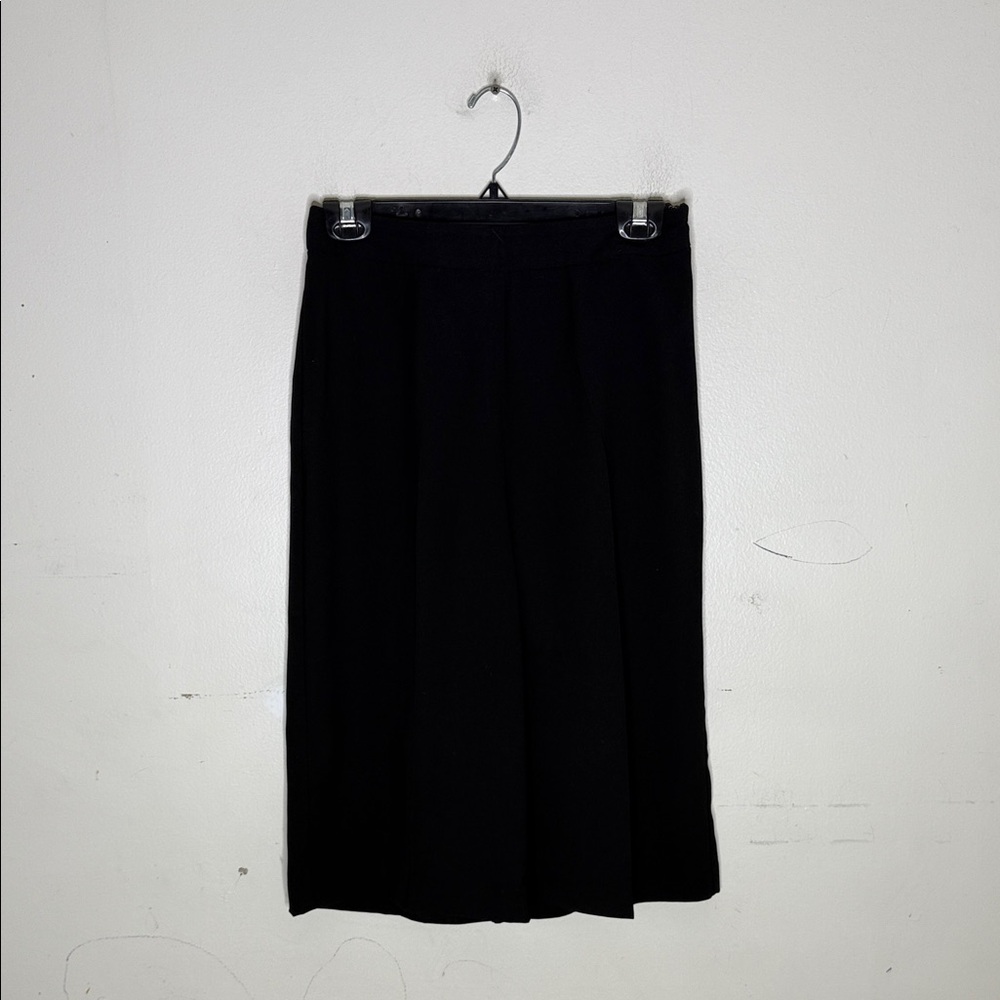 Sapphire Red Elegant Black Women's Gaucho Style Capri Cropped Pants Size 5/6